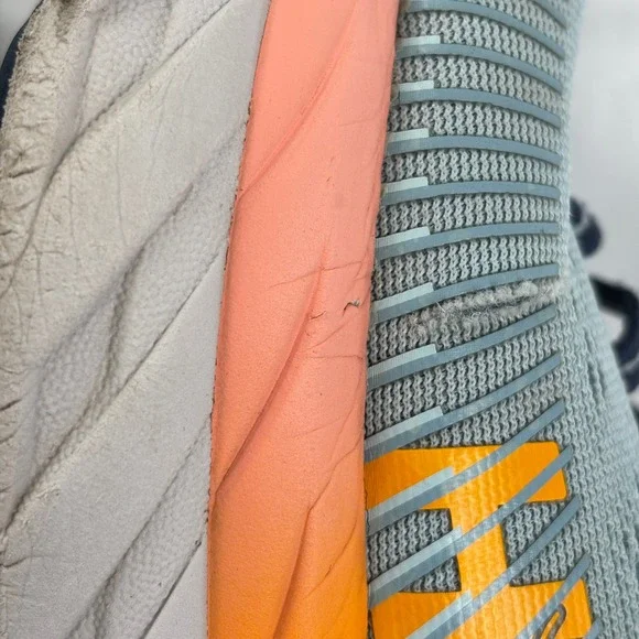 HOKA One One Bondi 7 Blue Haze Women's 8 Running Shoes Cushioned - Wear Noted - Picture 16 of 16